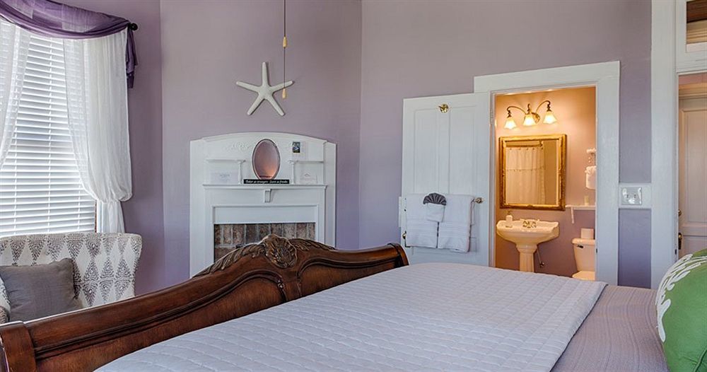 Surf Song Bed & Breakfast Tybee Island Exterior photo